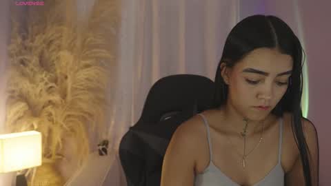 Mia Gomez online show from February 18, 1:21 pm