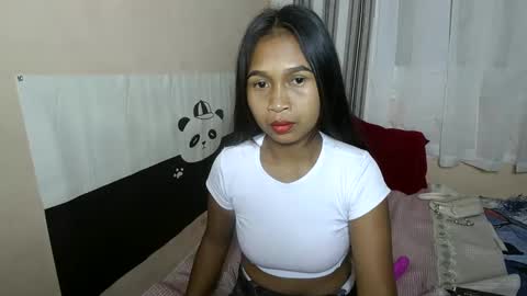 Snapshot of miah_land chatting on January 13, 11:30 am miah_land online show from January 13, 11:30 am