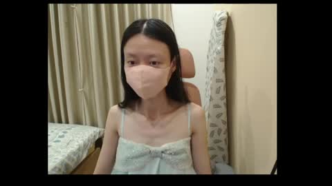 miahchan68 online show from May 21, 11:19 am