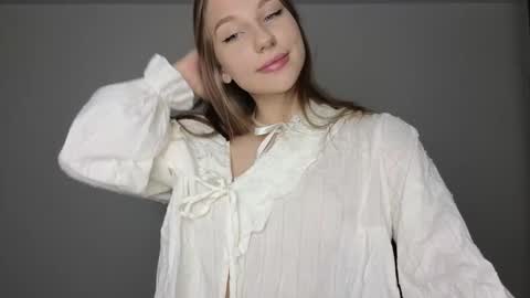 milanaaaa online show from February 25, 9:37 pm