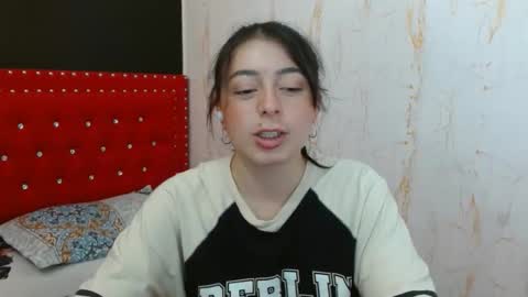 miakimky online show from October 25, 4:58 pm