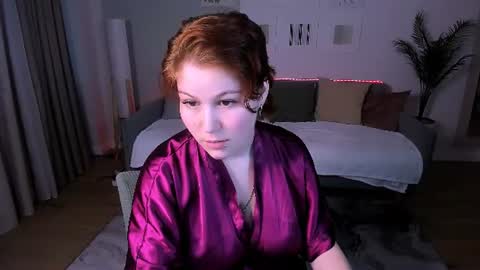 mialacrice online show from July 5, 4:19 am