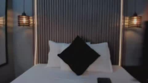 Mia Larouse online show from May 20, 3:58 am