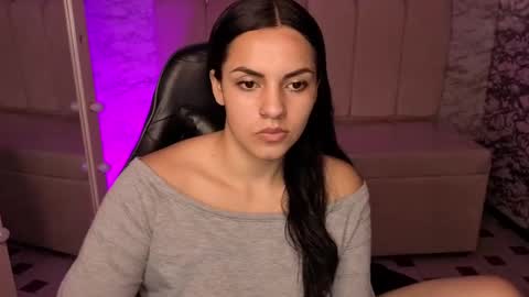 Hi Stream 1500 to 2100 online show from October 6, 8:24 pm