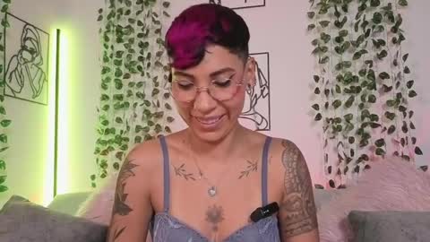 Mia Morgann online show from May 6, 3:38 pm