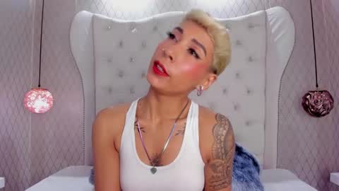 Mia Morgann online show from December 25, 2:45 pm
