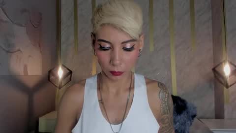 Mia Morgann online show from December 29, 8:37 pm