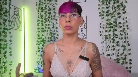 Mia Morgann online show from May 15, 4:10 pm