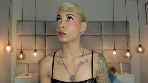 Mia Morgann online show from December 26, 11:54 am