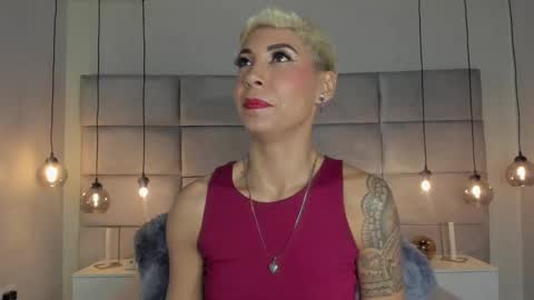 Mia Morgann online show from December 27, 12:34 pm