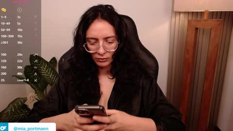 MIAPORTMANN online show from March 29, 10:58 am