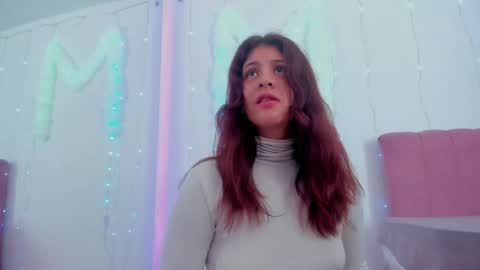 Snapshot of miaqueen021 chatting on September 26, 4:26 pm Sweetie Mia online show from September 26, 4:26 pm