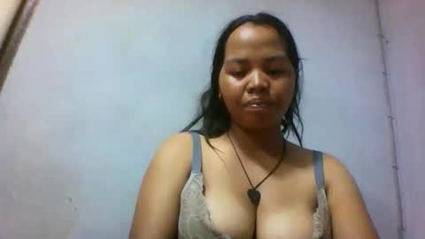 miarii online show from May 6, 11:58 am