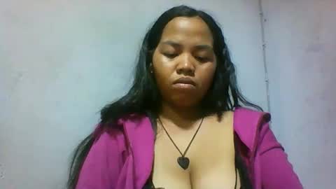 miarii online show from May 21, 4:10 am