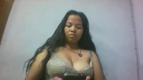 miarii online show from March 27, 8:37 am