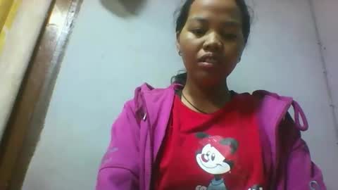 miarii online show from May 17, 2:33 am