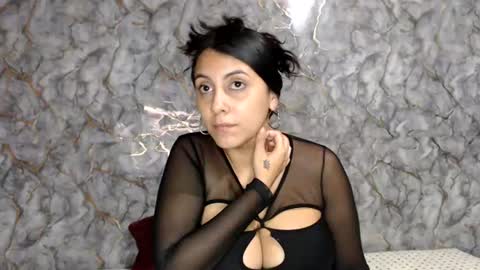 miarouse1531 online show from July 5, 4:19 am