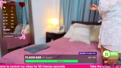 miasiren online show from May 19, 1:12 am