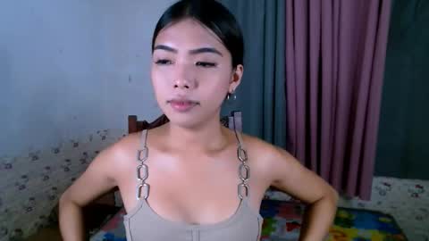 Pau and jence online show from May 23, 2:32 am