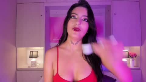 miaturnerr_ online show from May 26, 4:01 am