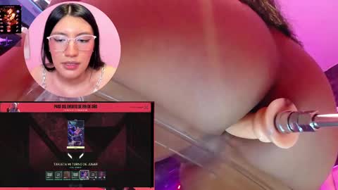 mia online show from December 13, 6:42 am