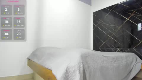 Michell online show from December 19, 11:46 am