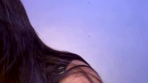 michellepetitte online show from April 9, 3:53 am