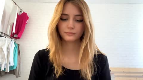 Jenny online show from May 22, 12:14 pm