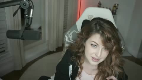 Mickaela West online show from January 12, 10:59 pm