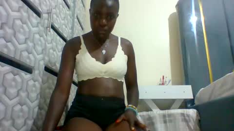 mickyhailey online show from February 15, 8:34 pm