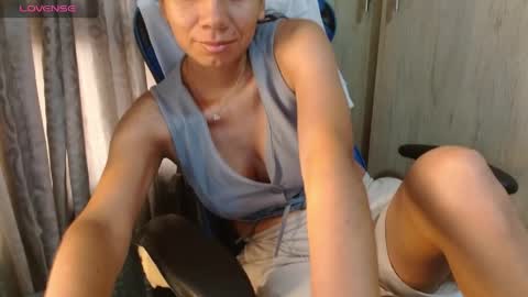 vanesa sexy online show from May 12, 12:01 pm