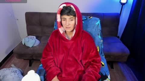 Blue online show from January 17, 3:34 am