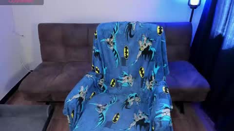 Blue online show from February 15, 2:33 pm