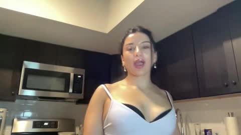 midnight930578 online show from March 23, 10:49 pm