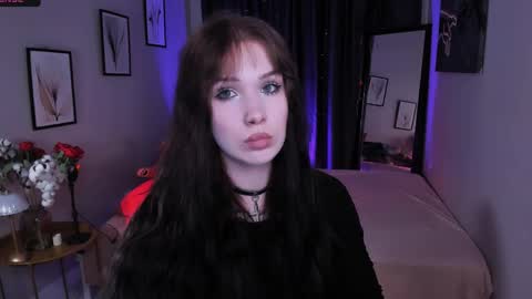 Lia online show from May 20, 8:50 pm
