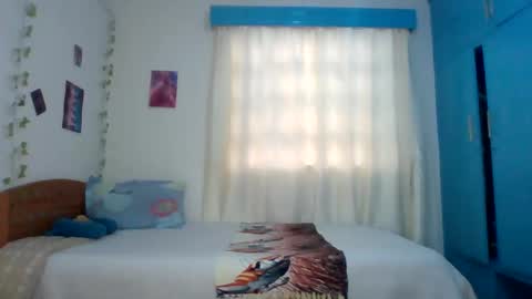 Naught Kelly online show from May 19, 7:26 am