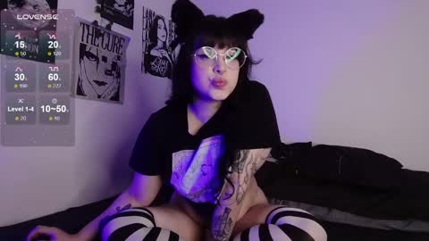 Nana online show from April 28, 10:57 pm