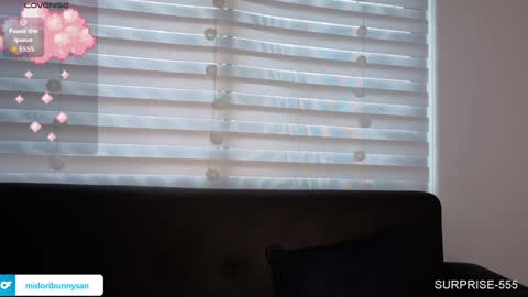 midori__san online show from March 27, 3:57 pm