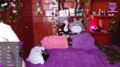 Midori 7u7 online show from January 13, 2:43 pm