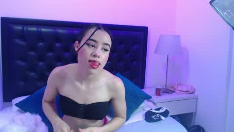 Migatica johnson12 online show from June 2, 1:39 am