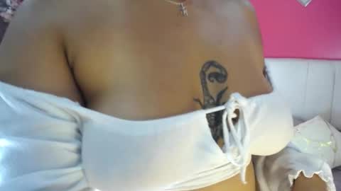 Snapshot of miia_colliins__ chatting on September 24, 3:22 pm Miia colliins online show from September 24, 3:22 pm