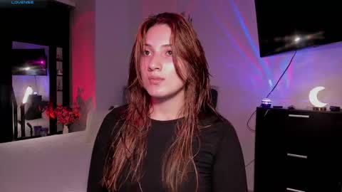 Mia Jhones online show from April 2, 3:26 am