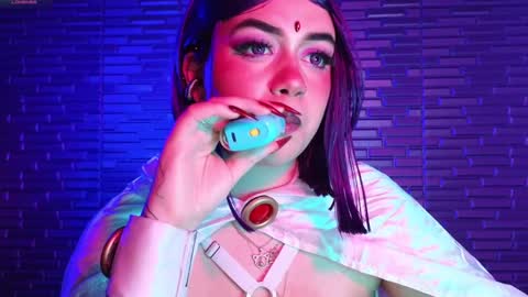 Snapshot of miia_zarate chatting on January 9, 7:21 am Ma - online show from January 9, 7:21 am