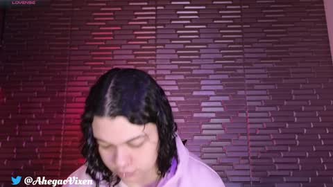 Snapshot of miia_zarate chatting on January 17, 9:17 pm Ma - online show from January 17, 9:17 pm