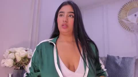 MIAH PARKER online show from November 3, 1:04 pm