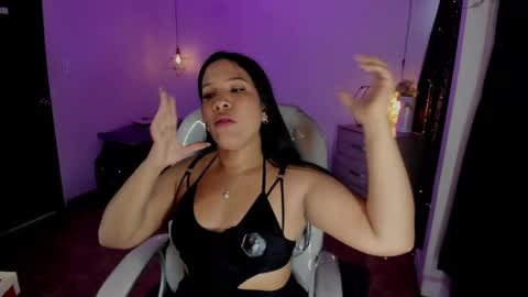 miiss_greyy online show from September 27, 11:50 am