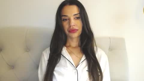 Mika online show from September 18, 3:32 pm