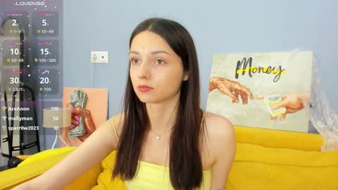 Kira online show from October 31, 7:45 am