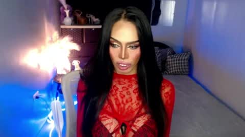 MikeyAlawi online show from July 7, 6:47 am