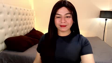 Snapshot of mikha_sensual chatting on January 23, 7:07 pm Theresa Luna online show from January 23, 7:07 pm